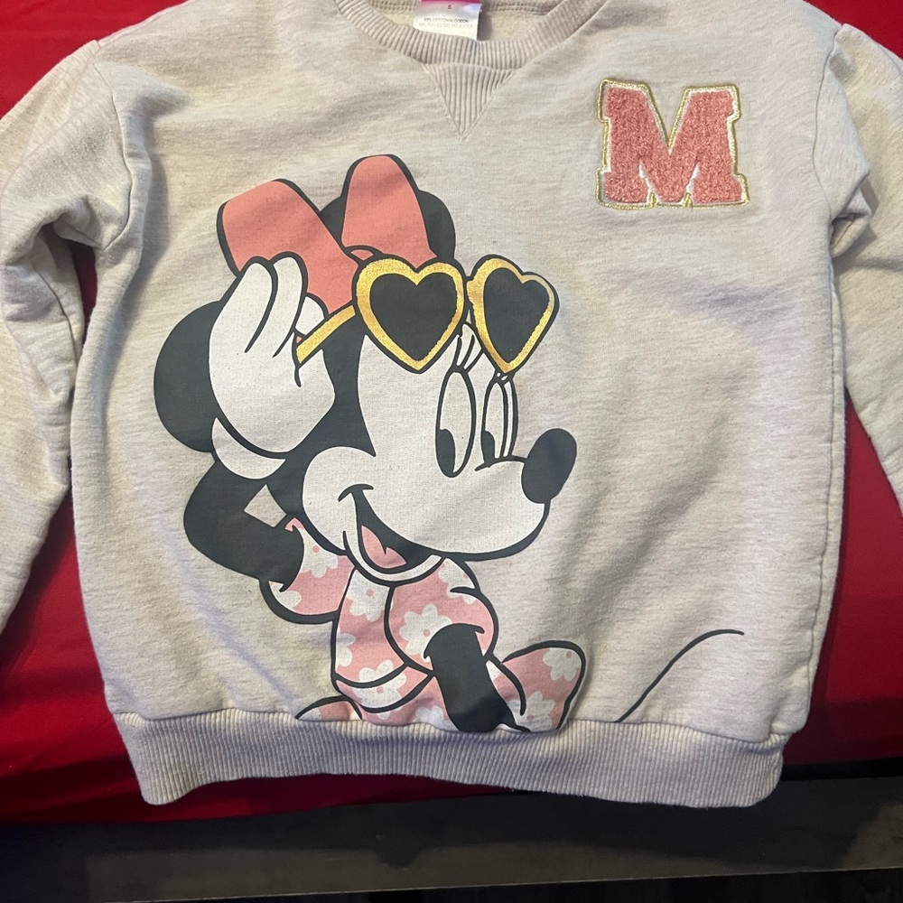Disney Minnie Mouse Heart Sunglasses Sweatshirt - Cream with pink